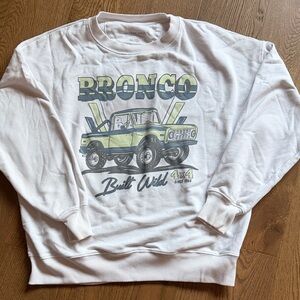 American Eagle Outfitters White Sweatshirt